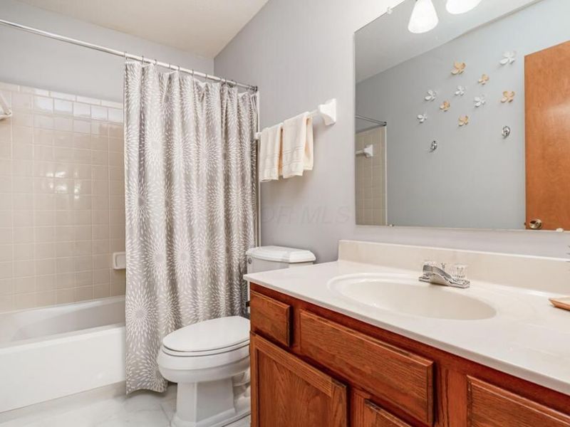 3766 Pleasantbrook Drive , Hilliard, OH 43026 Photo 23