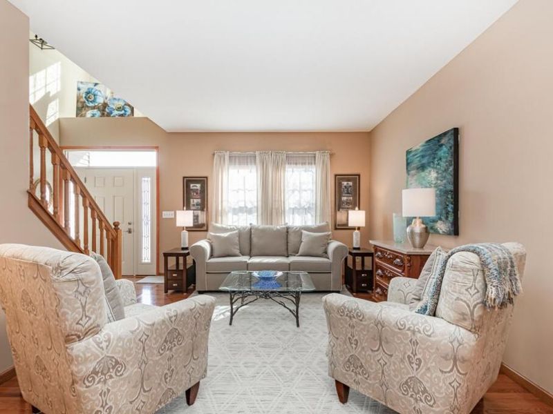3766 Pleasantbrook Drive , Hilliard, OH 43026 Photo 4