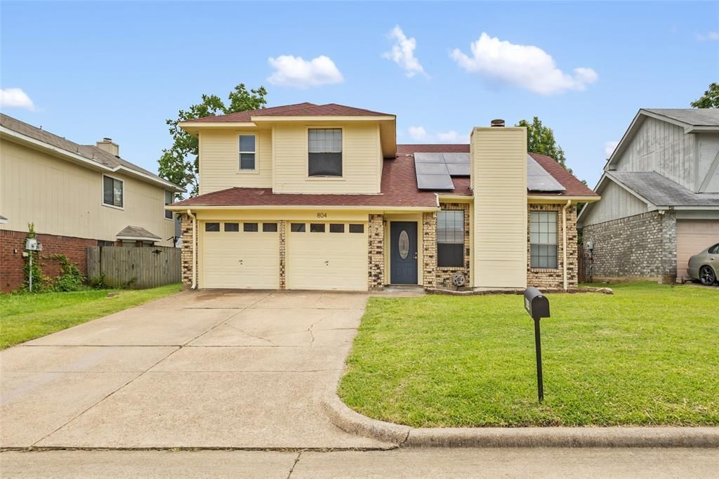 804 Wyndham Place, Arlington, TX 76017 Main Photo