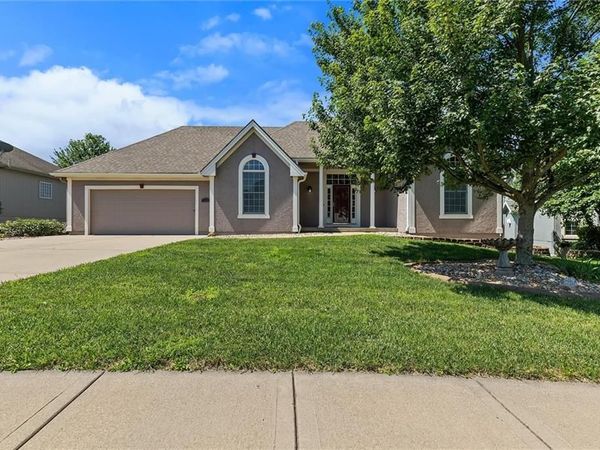 2113 Bradford Place, Excelsior Springs, MO 64024