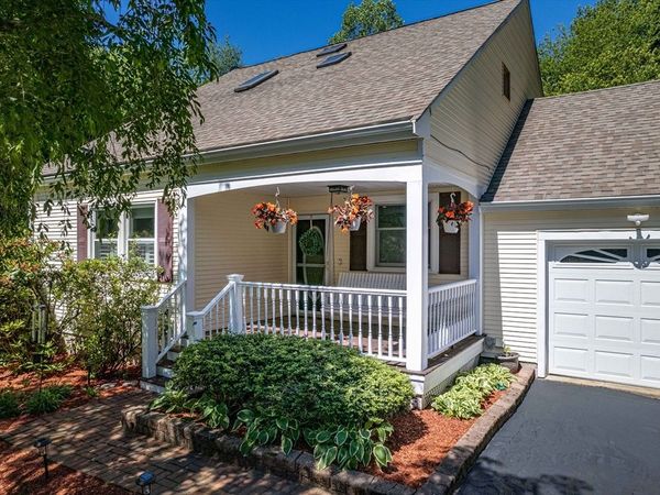 21 Autumn Road, Medway, MA 02053