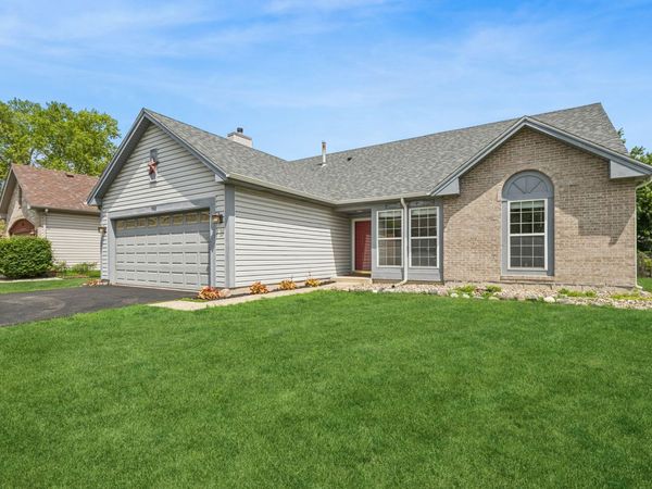 192 Heritage Trail , Hainesville, IL 60030