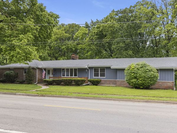 1198 Lisbon Street , Morris, IL 60450