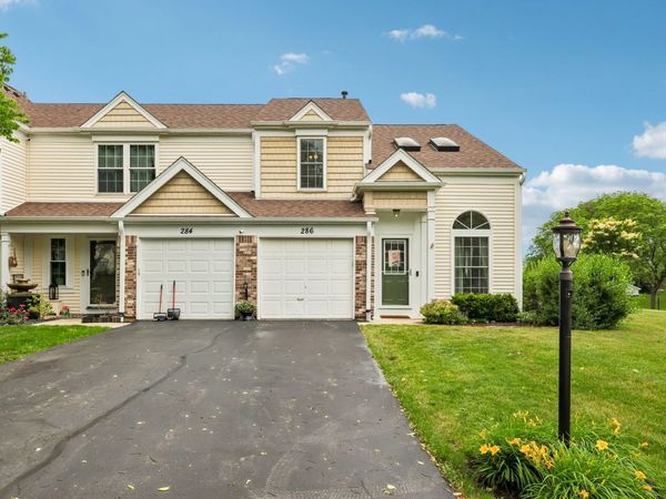 286 CHRISMAN Drive , Streamwood, IL 60107