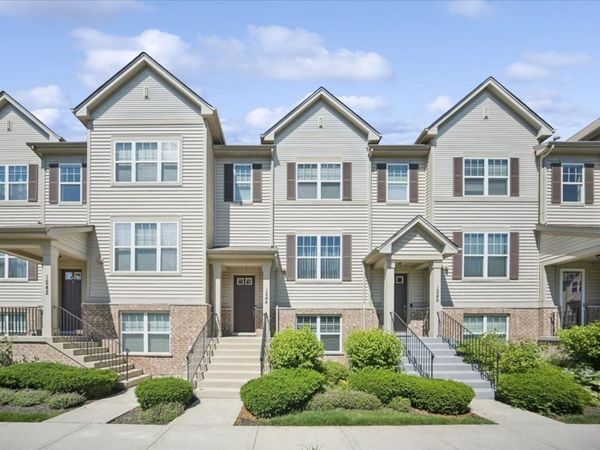 1244 Evergreen Avenue , Des Plaines, IL 60016