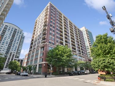 451 W Huron Street , Unit 1501, Chicago, IL 60654