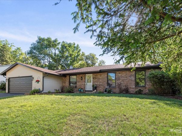 706 N Pinecrest Road , Bolingbrook, IL 60440