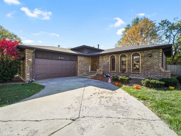 640 Aspen Street , Frankfort, IL 60423