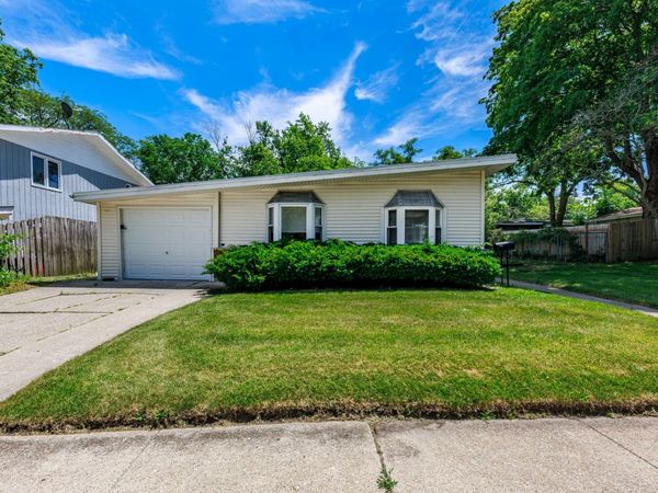 277 Somonauk Street , Park Forest, IL 60466