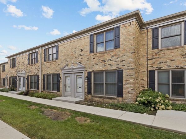 1743 Sessions Walk , Unit 1743, Hoffman Estates, IL 60169
