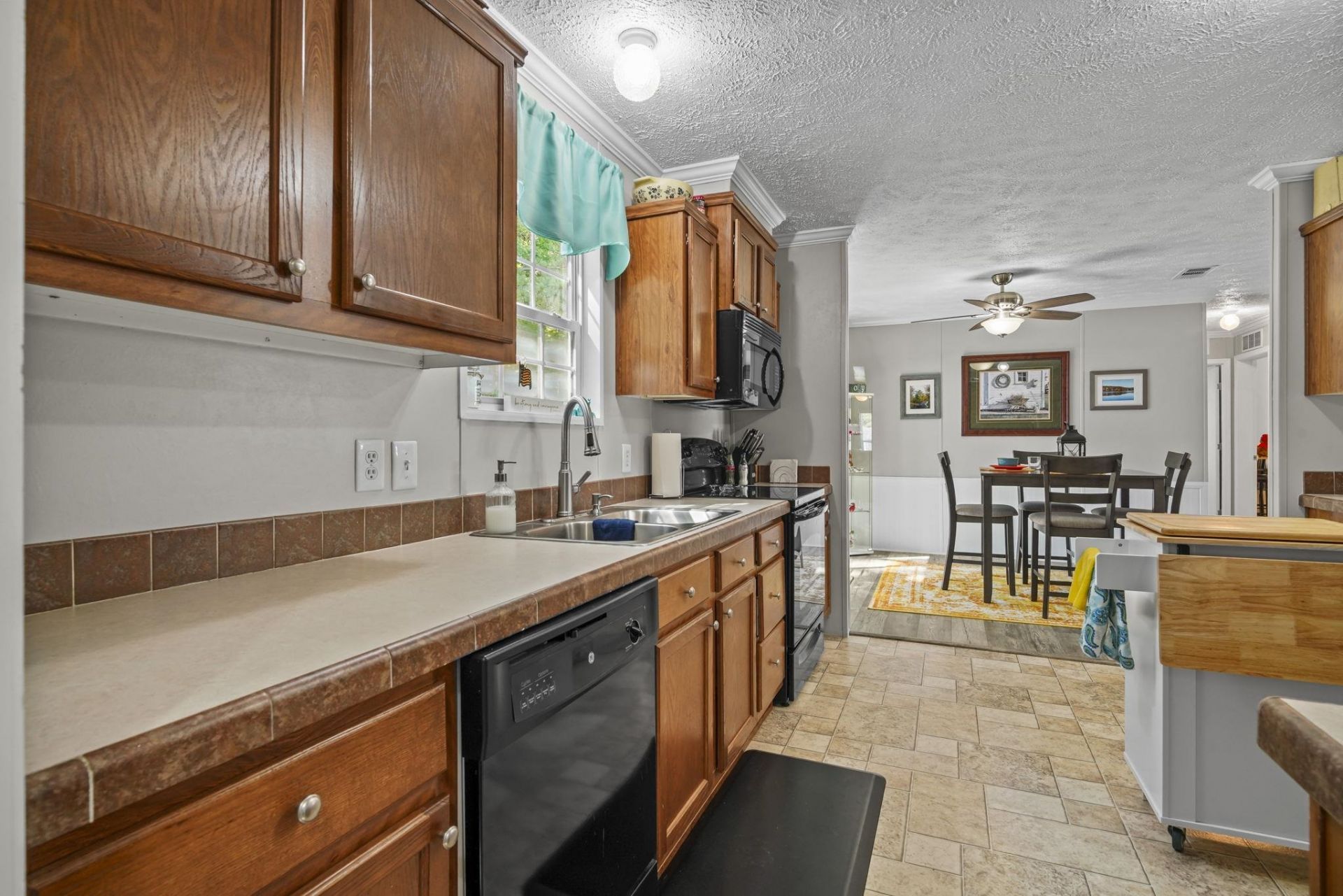 160 Nollie Rd. Photo 14