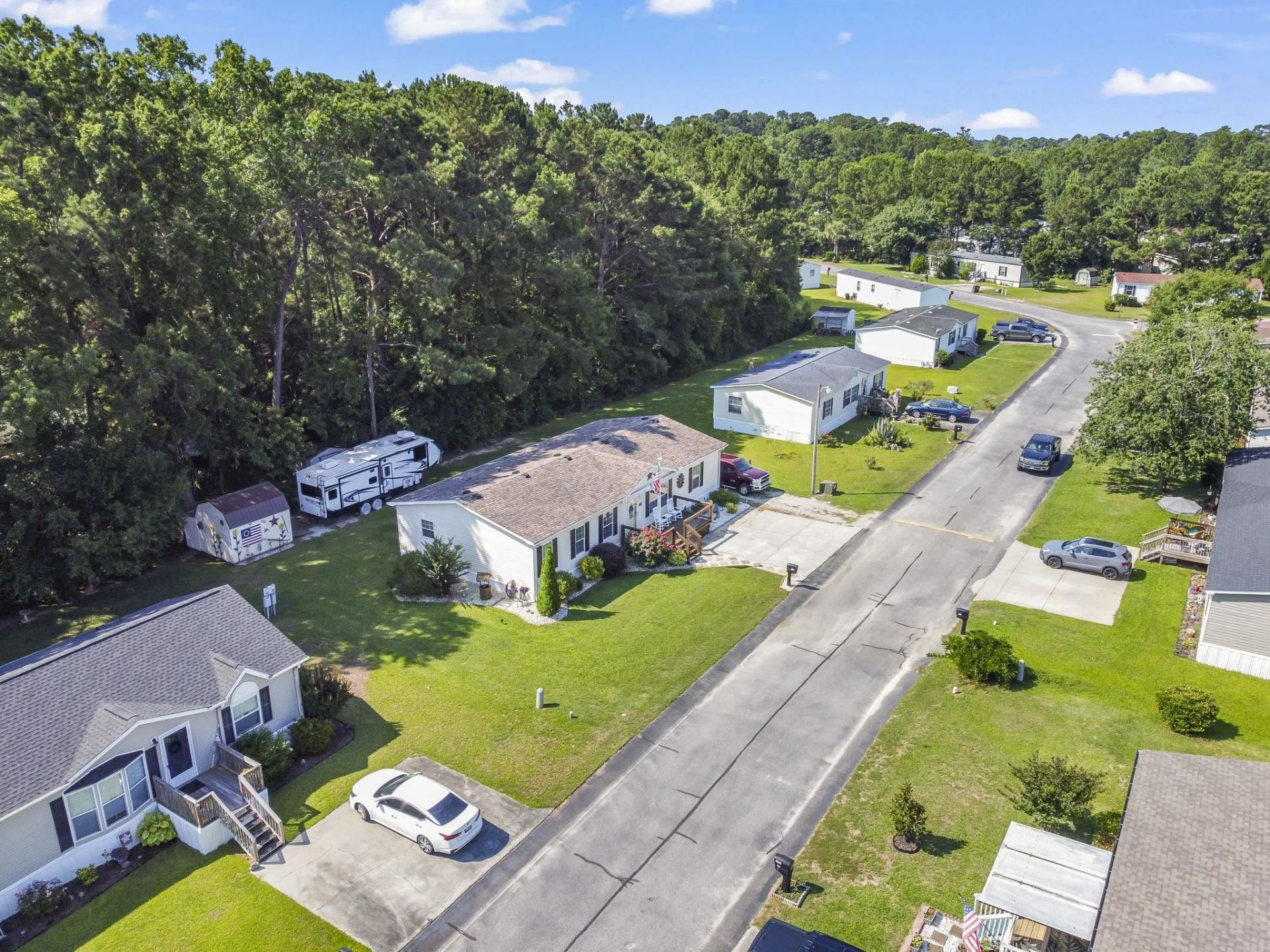 160 Nollie Rd. Photo 41