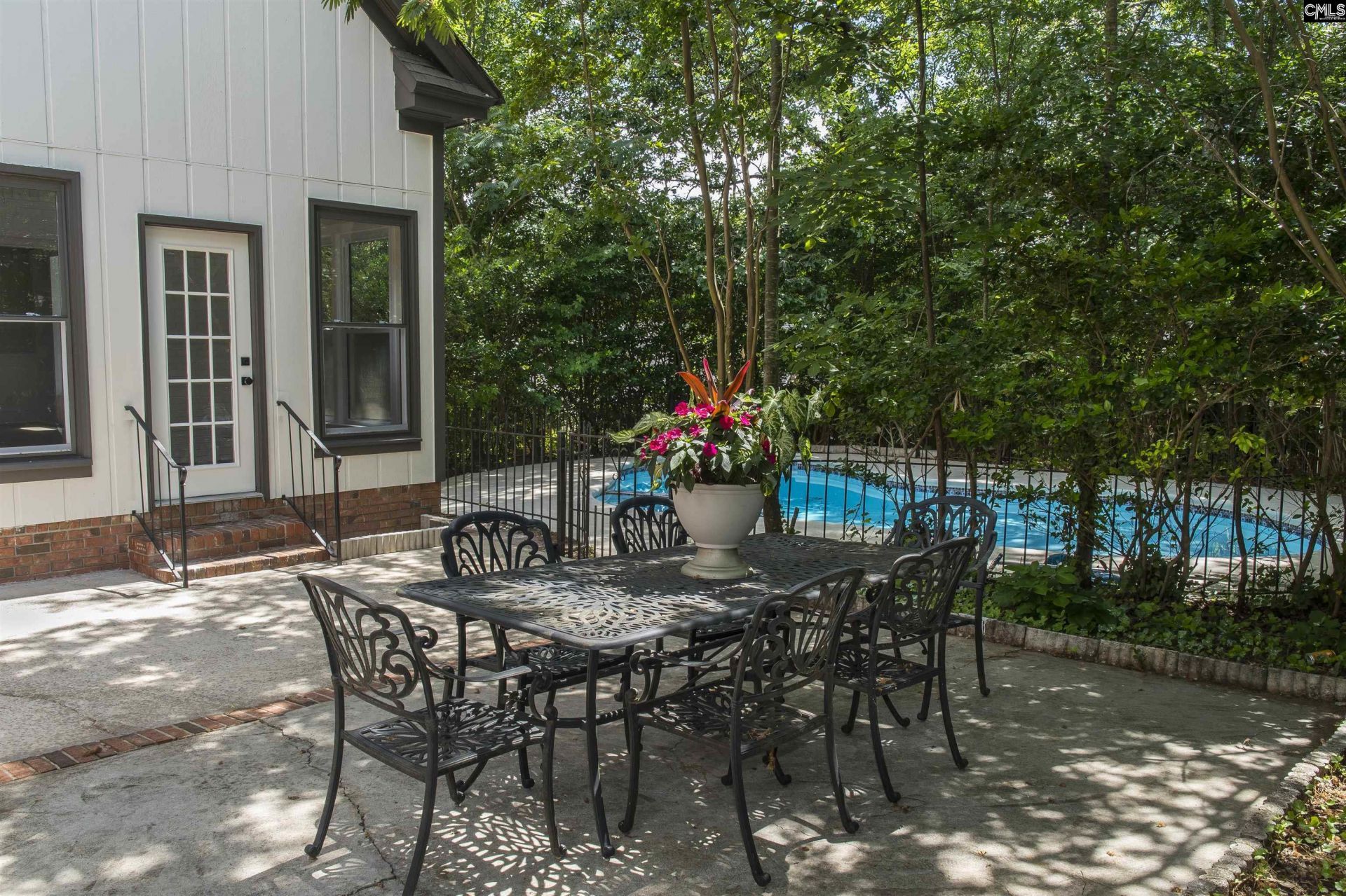 503 Timbertrail Court  Photo 8