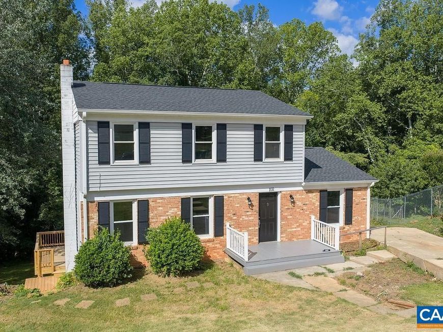 102 Dorset Ct, Charlottesville, VA 22911 Main Photo