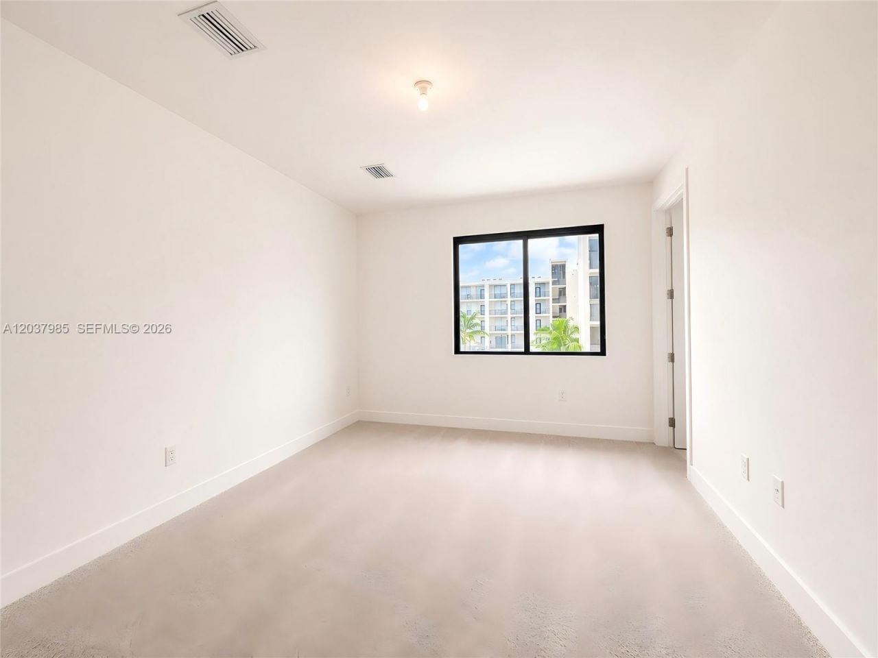 8185 NW 42nd St , Unit 8185, Doral, FL 33166 Photo
