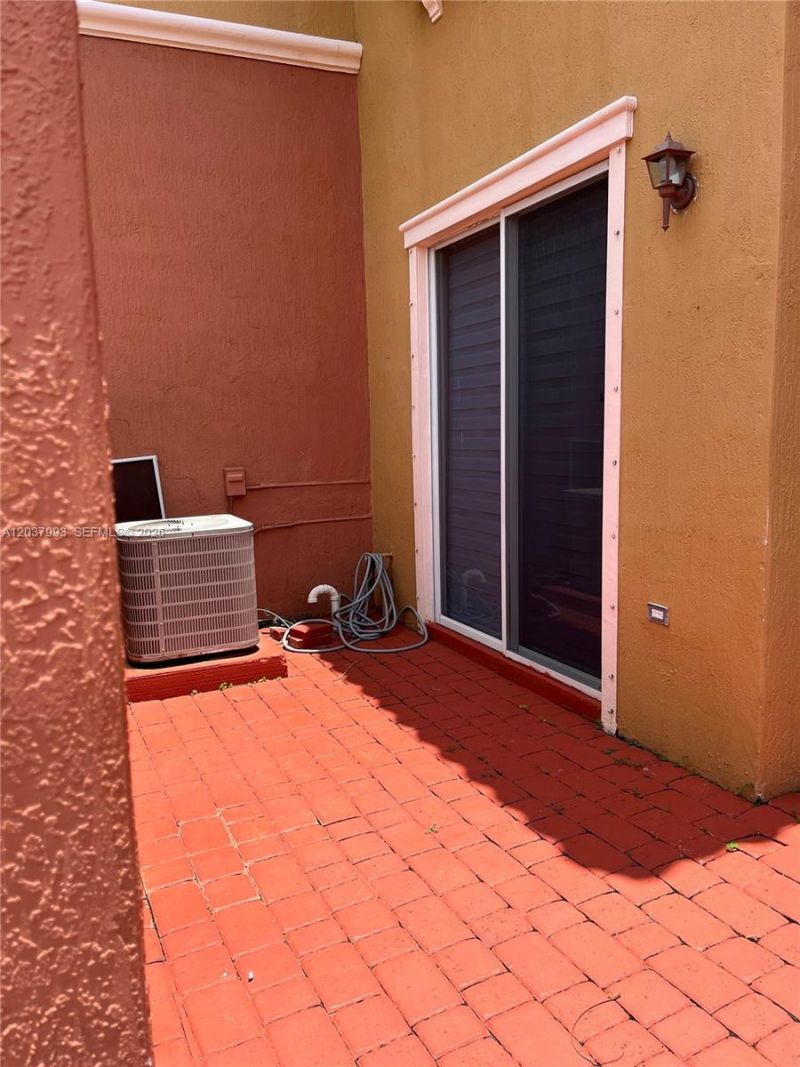 Please Call For Address, Unit 1402, Pembroke Pines, FL 33025 Photo