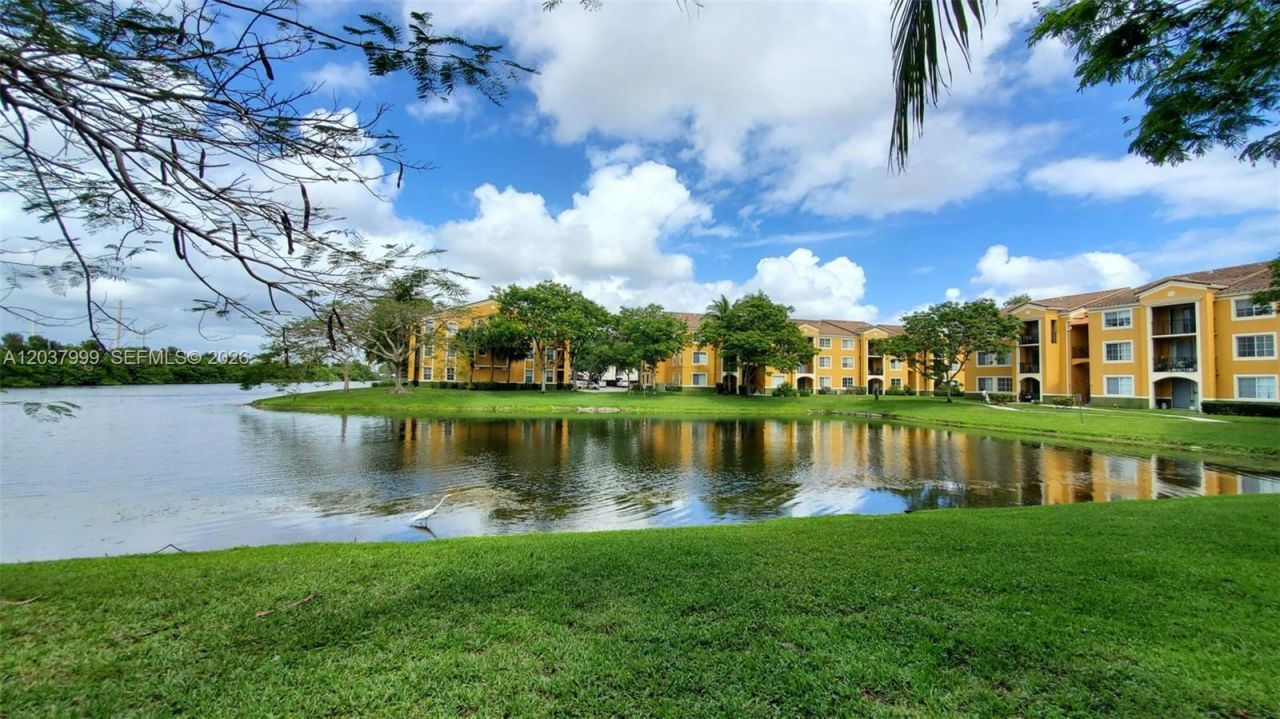 2201 W Preserve Way , Unit 102, Miramar, FL 33025 Photo