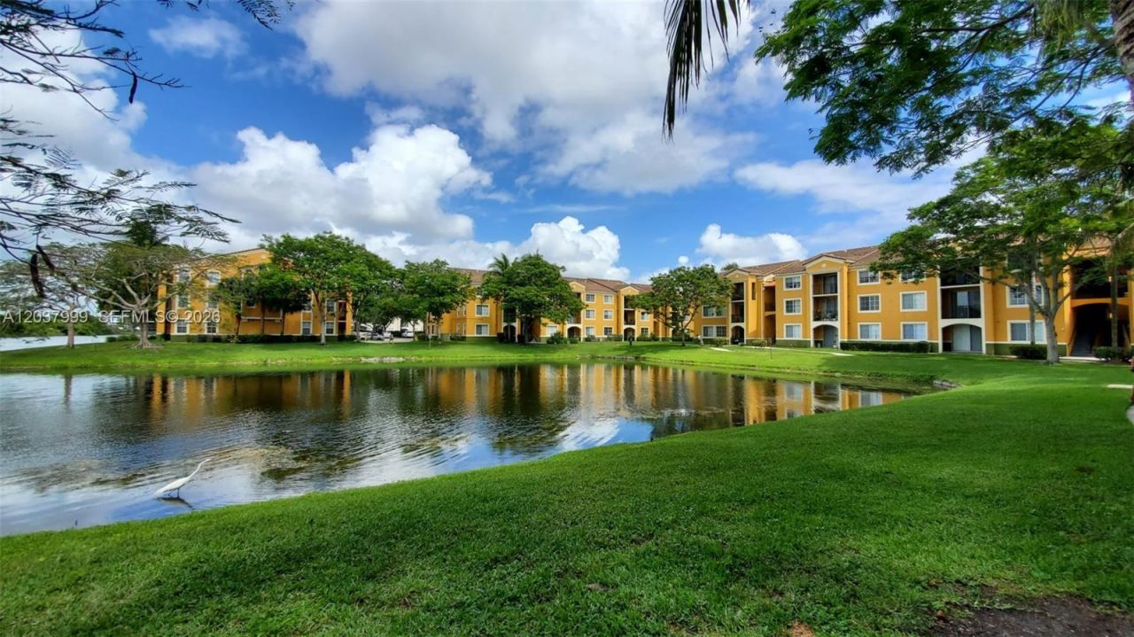 2201 W Preserve Way , Unit 102, Miramar, FL 33025 Photo