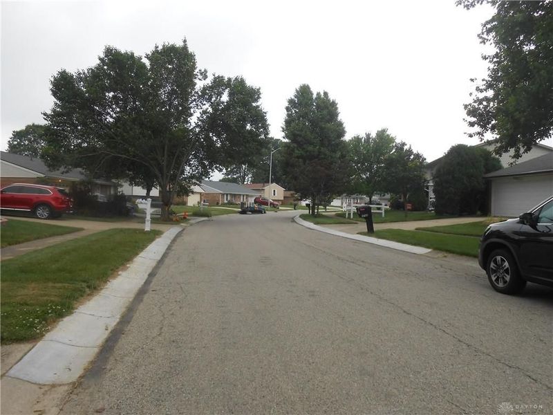 5778 Waynegate Road, Huber Heights, OH 45424 Photo 10