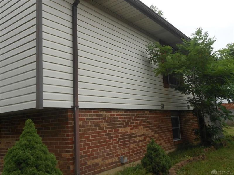 5778 Waynegate Road, Huber Heights, OH 45424 Photo 12