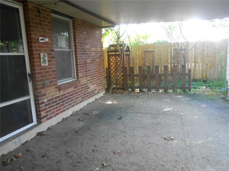 5778 Waynegate Road, Huber Heights, OH 45424 Photo 2