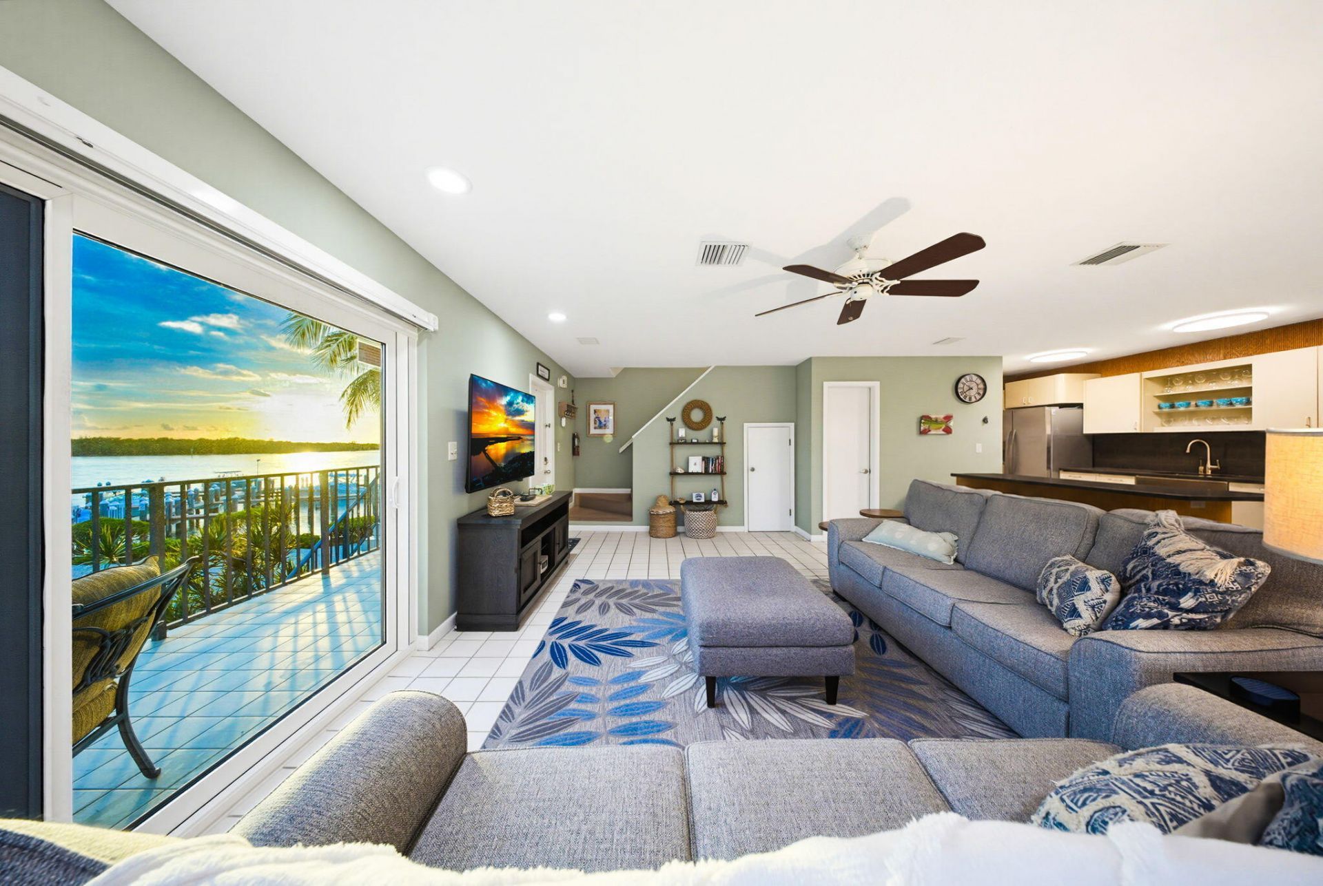 12690 Overseas Highway, Unit APT 310, Marathon, FL 33050 Photo