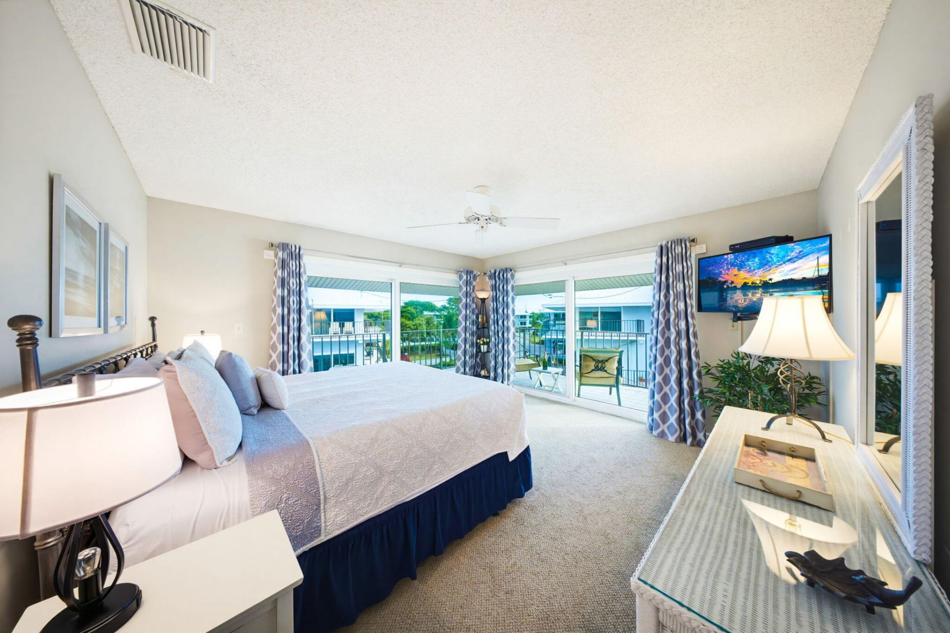 12690 Overseas Highway, Unit APT 310, Marathon, FL 33050 Photo