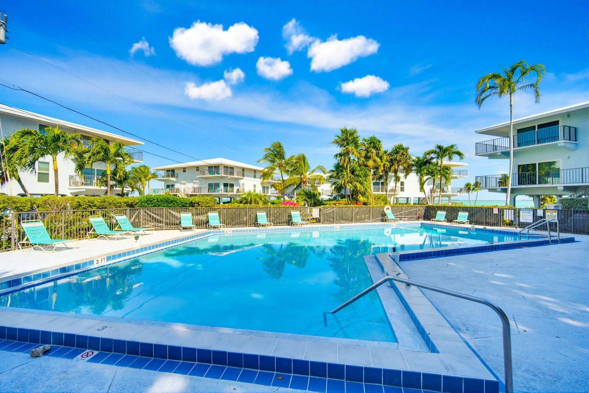 12690 Overseas Highway, Unit APT 310, Marathon, FL 33050 Photo