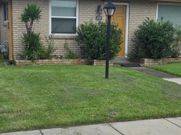 2648 MERCEDES Boulevard, New Orleans, LA 70114