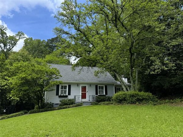 3173 Parkridge Crescent , Chamblee, GA 30341