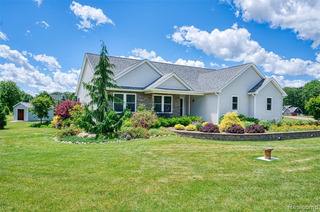 7701 Hidden Circle Drive, Conway Township, MI 48418 Main Photo