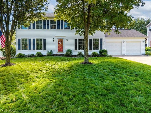 1170 Waterbury Drive , Medina, OH 44256