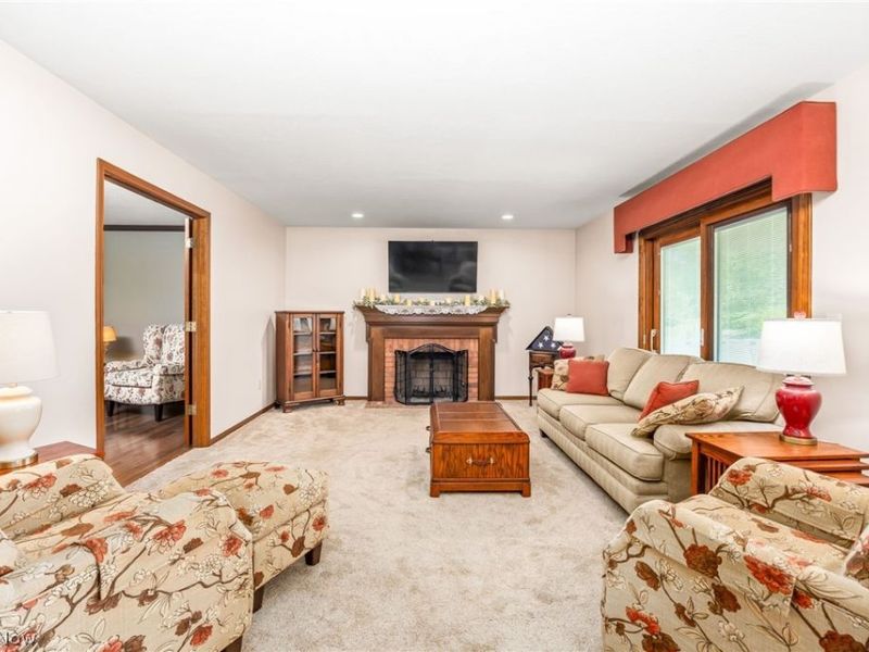 1170 Waterbury Drive, Medina, OH 44256 Photo 8