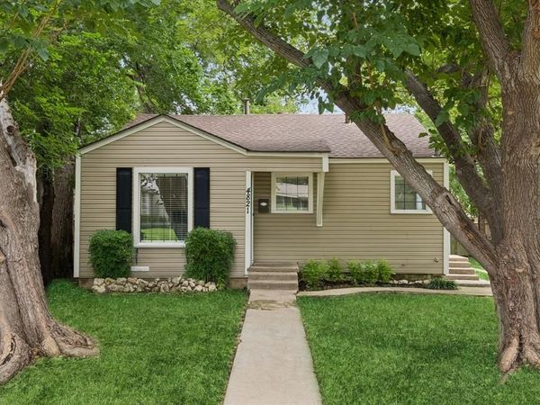 4821 Calmont Avenue, Fort Worth, TX 76107