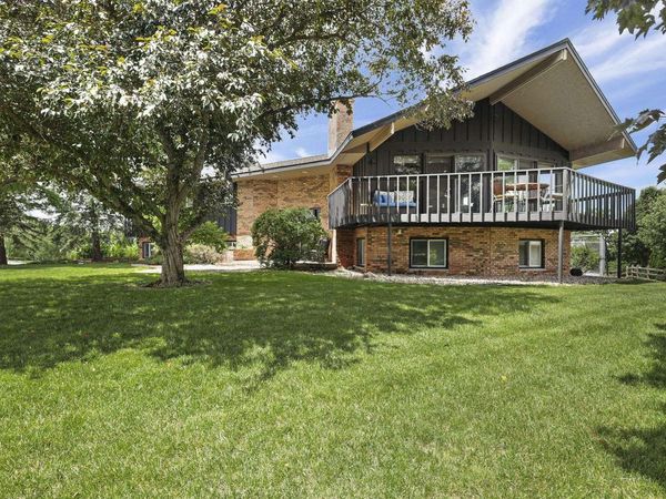 4539 Stonewood Drive, Middleton, WI 53562