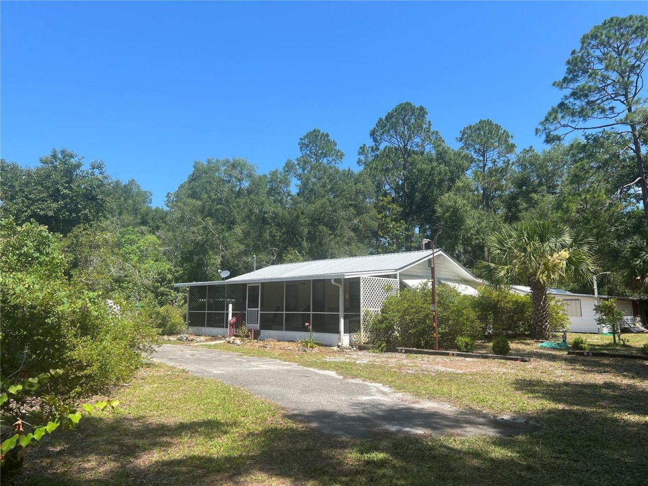 203 SE 45 Avenue , Cross City, FL 32628 Photo