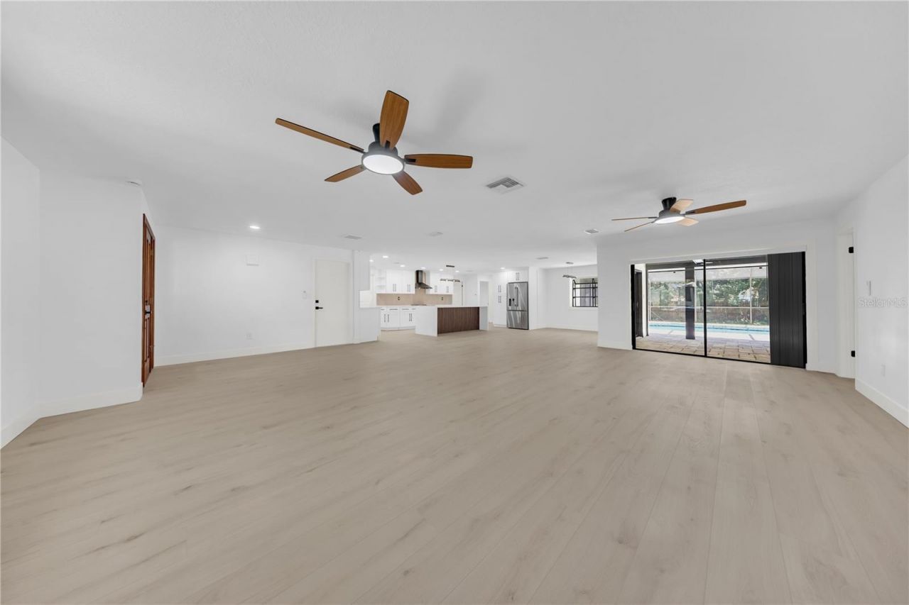 2905 Bluffs Drive, Largo, FL 33770 Photo
