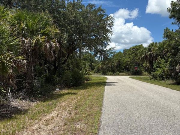17403 GALAHAD AVENUE , PORT CHARLOTTE, FL 33948