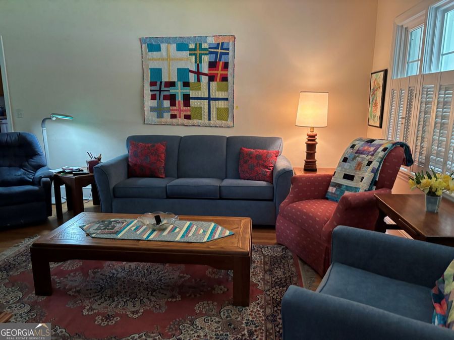 Property Image 6