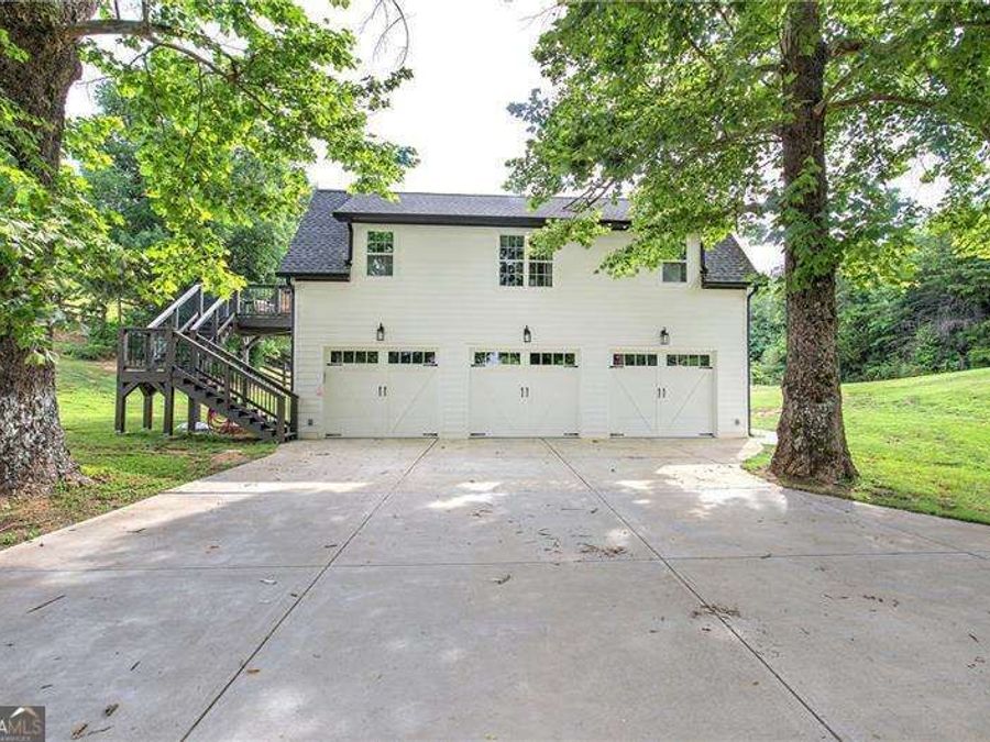 Property Image 96