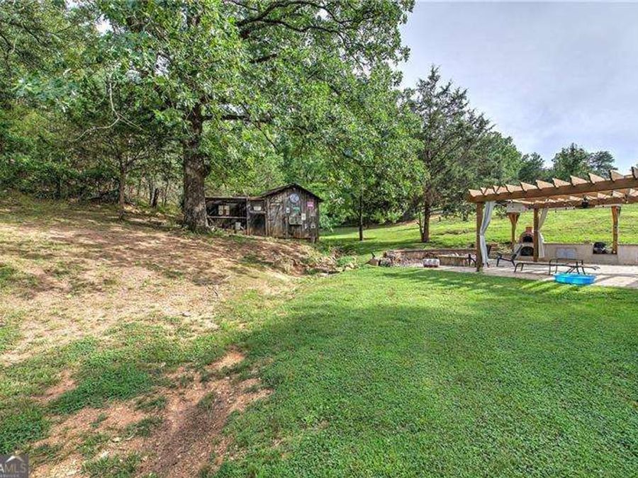 Property Image 100