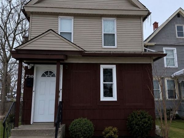 720 Monteagle Street , Niagara Falls, NY 14305