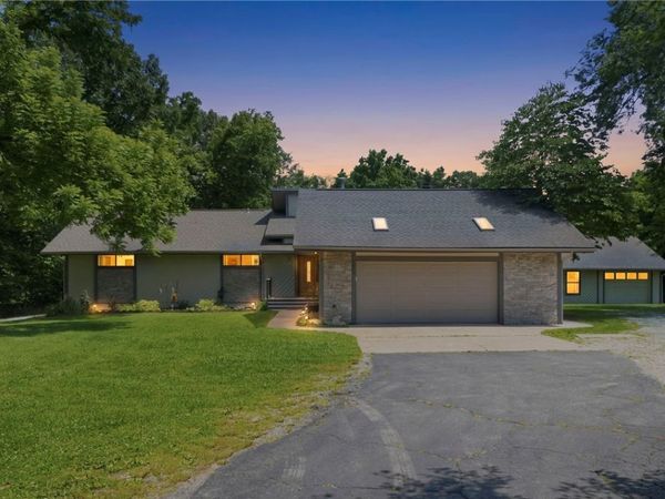 1410 E Walnut Street, Rogers, AR 72756