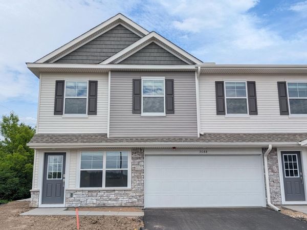 3088 Hemlock Street , Little Canada, MN 55117