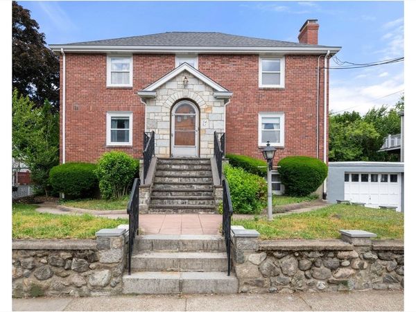 52-54 Loomis Ave, Watertown, MA 02472