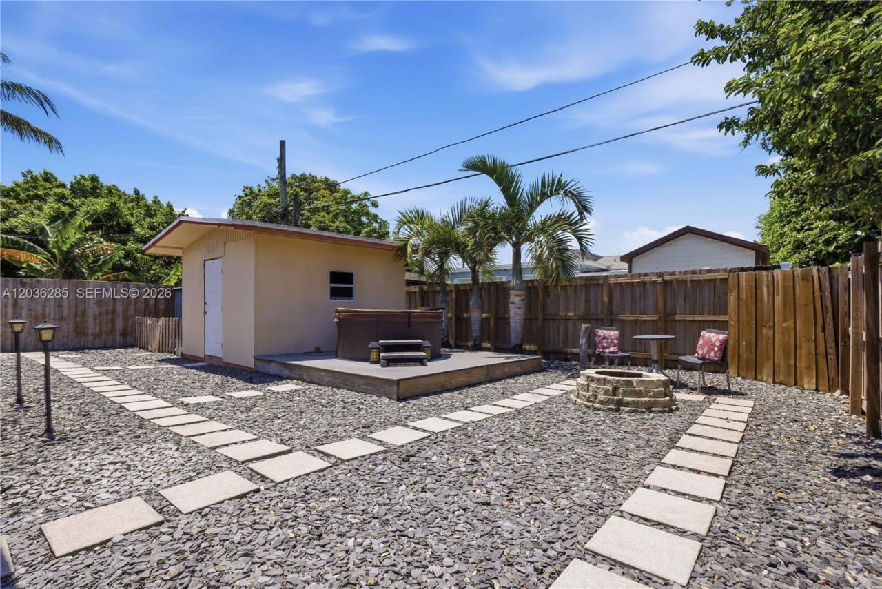 6105 Fletcher St , Hollywood, FL 33023 Photo