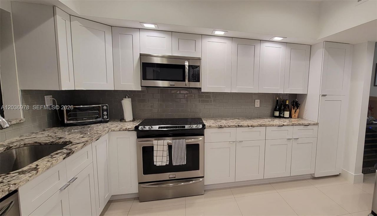 Please Call For Address, Unit 5-E, Miami, FL 33173 Photo