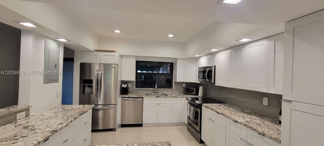 Please Call For Address, Unit 5-E, Miami, FL 33173 Photo