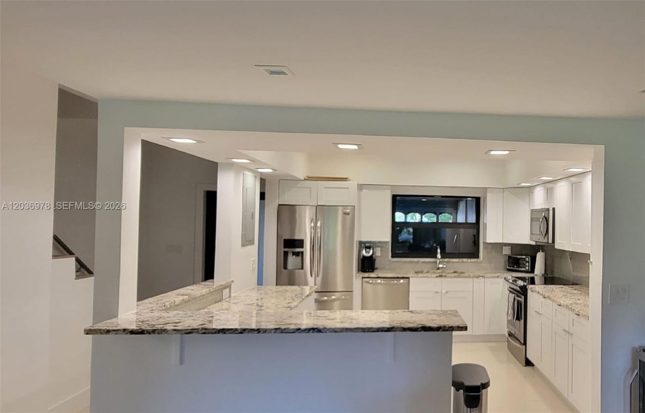 Please Call For Address, Unit 5-E, Miami, FL 33173 Photo