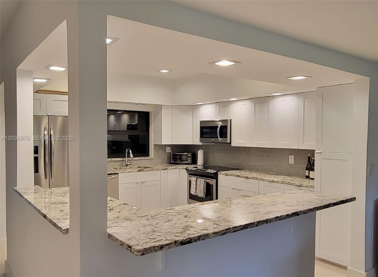Please Call For Address, Unit 5-E, Miami, FL 33173 Photo